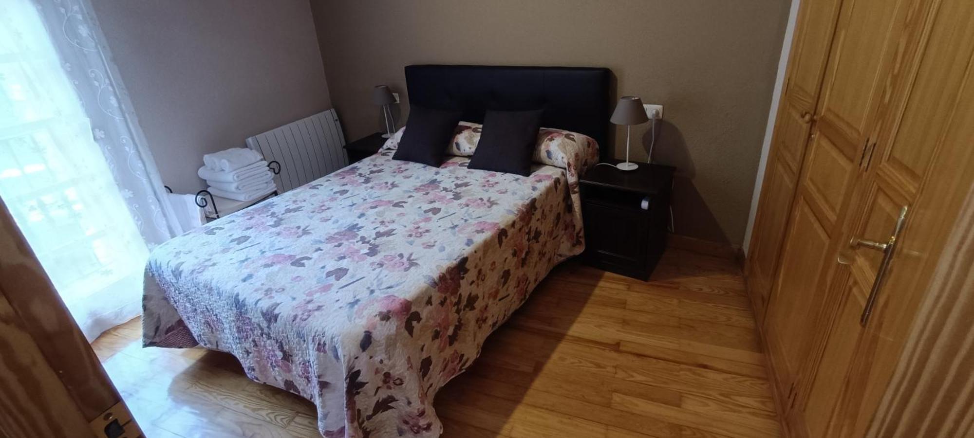 Apartamento El Refugio De Sara Benasque Exterior foto